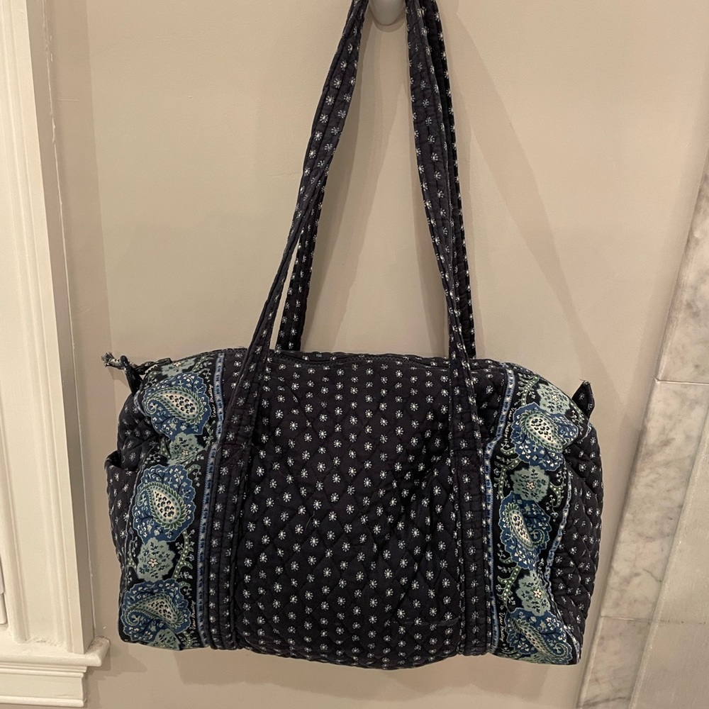 Small Vera Bradley travel bag. Blue paisley.